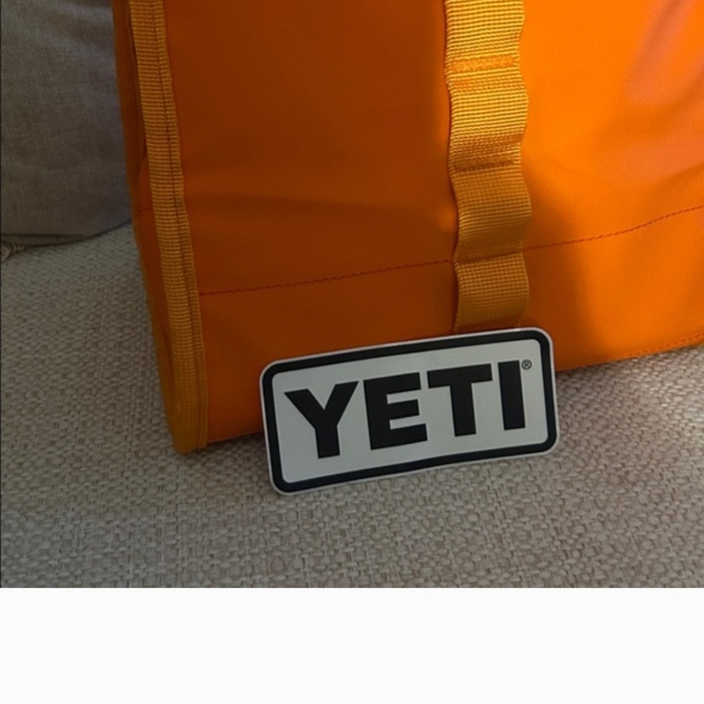 Yeti Daytrip Cooler. Firm Price - Picture 11 of 12